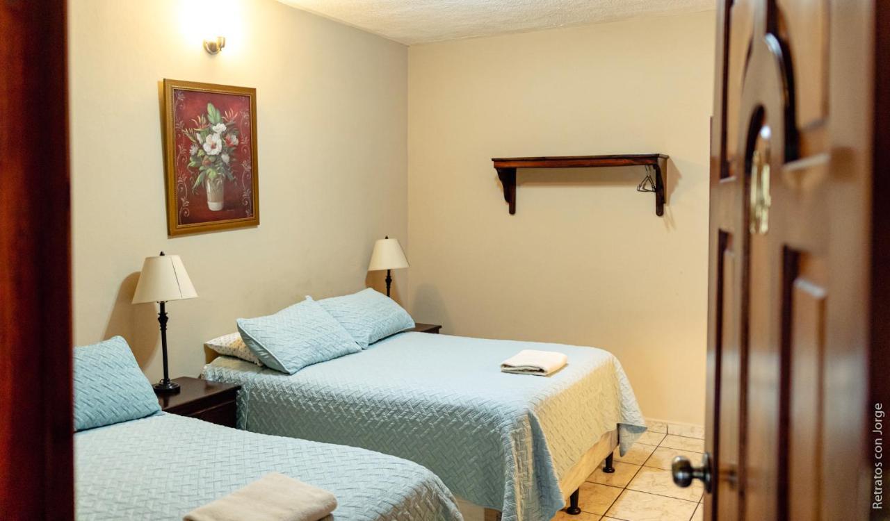 Hotel Las Margaritas La Esperanza ภายนอก รูปภาพ