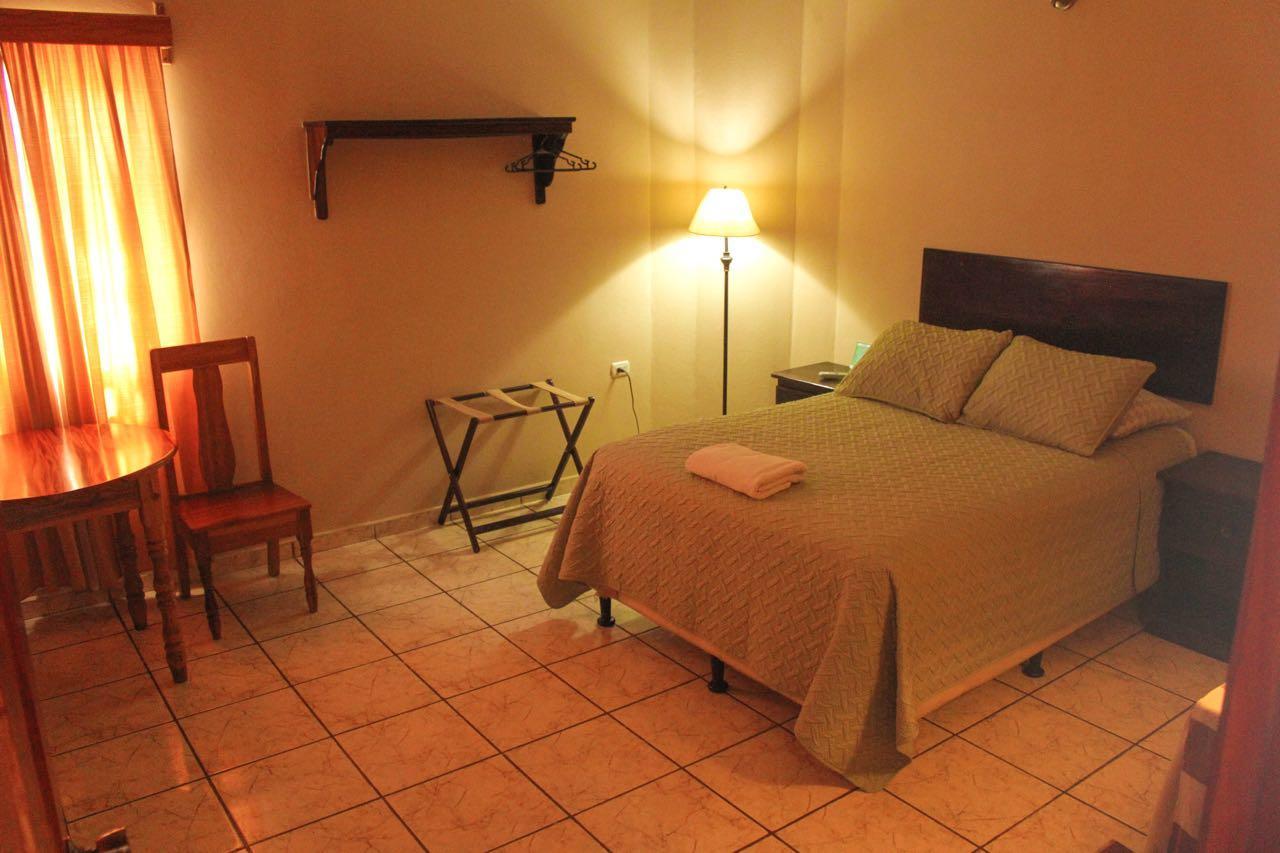 Hotel Las Margaritas La Esperanza ภายนอก รูปภาพ