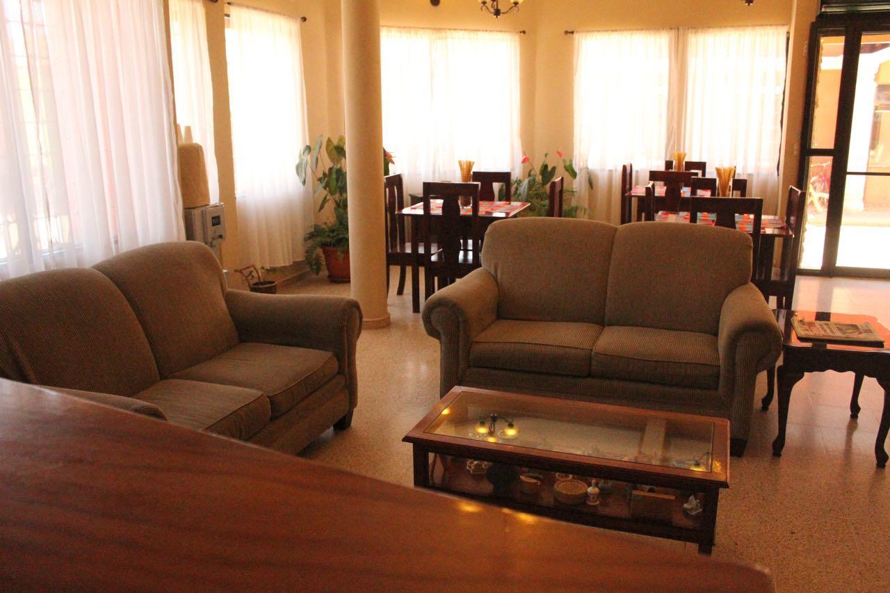 Hotel Las Margaritas La Esperanza ภายนอก รูปภาพ