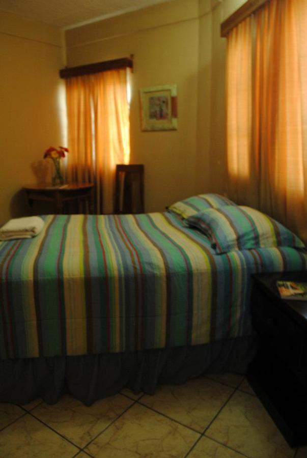 Hotel Las Margaritas La Esperanza ภายนอก รูปภาพ