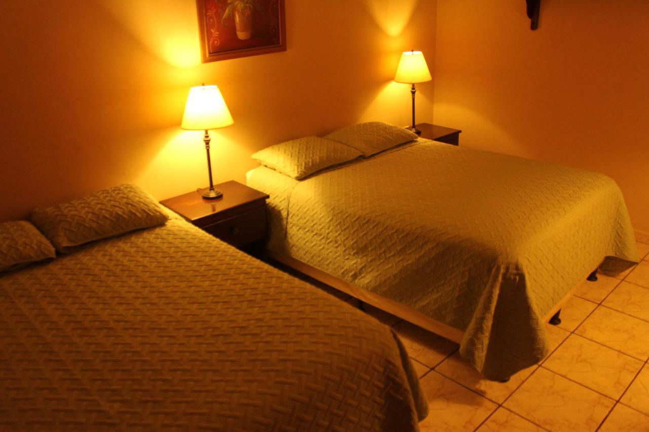 Hotel Las Margaritas La Esperanza ภายนอก รูปภาพ