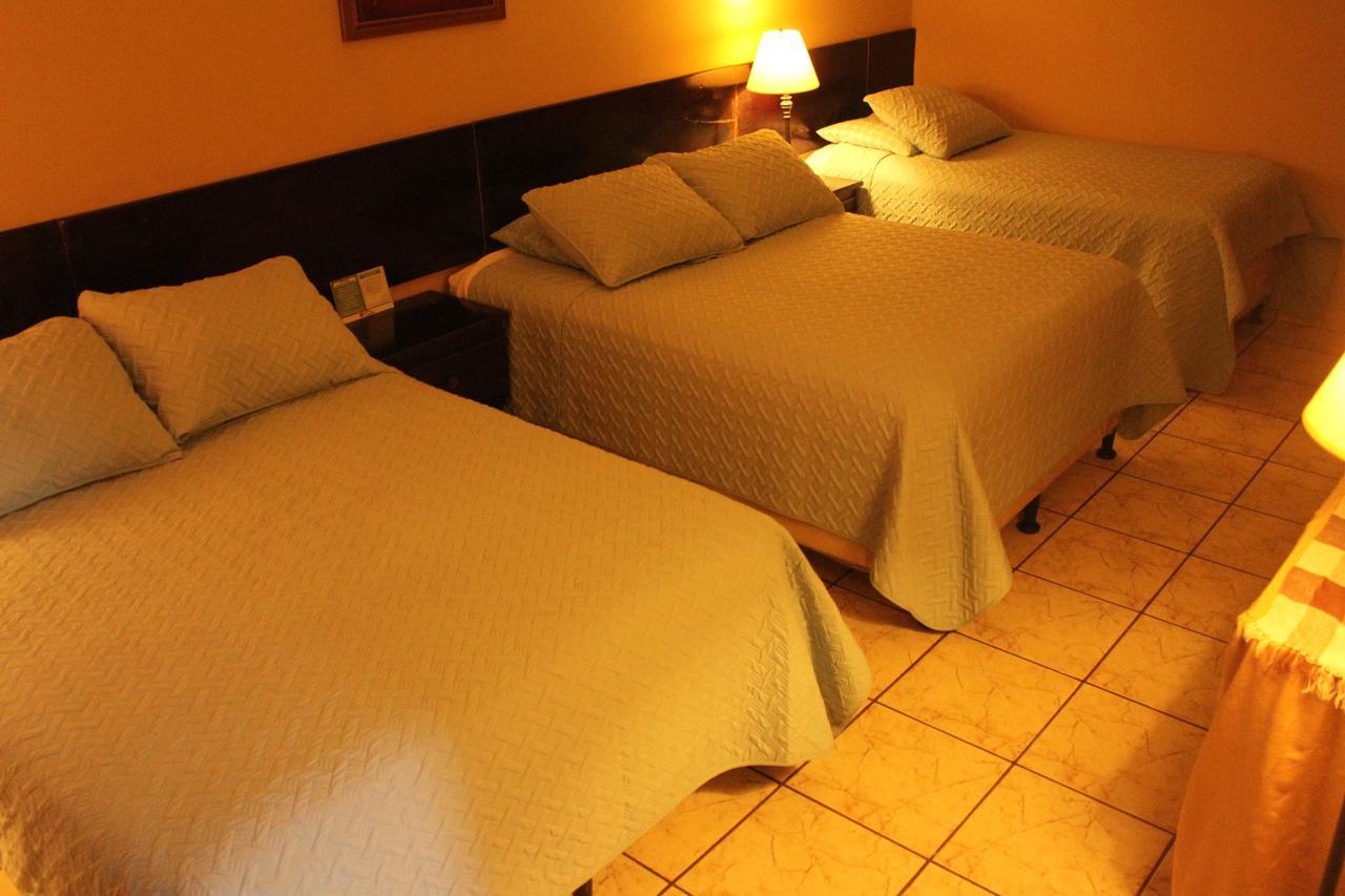 Hotel Las Margaritas La Esperanza ภายนอก รูปภาพ