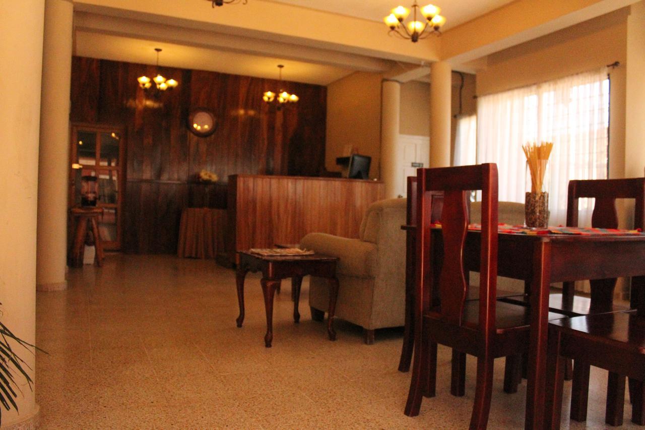 Hotel Las Margaritas La Esperanza ภายนอก รูปภาพ
